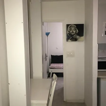 Apartment Voltaire 11 Paris