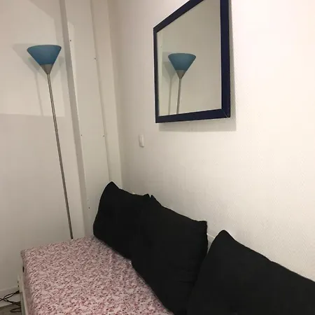 Voltaire 11 * Paris