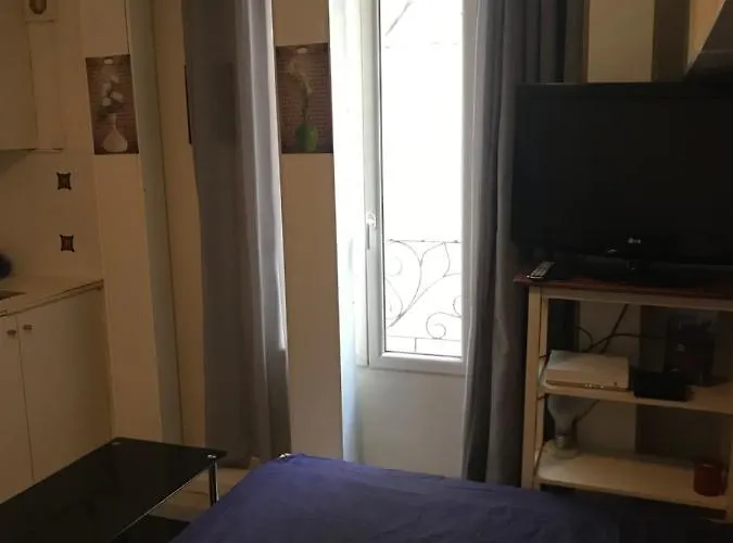 شقة Voltaire 11 باريس
